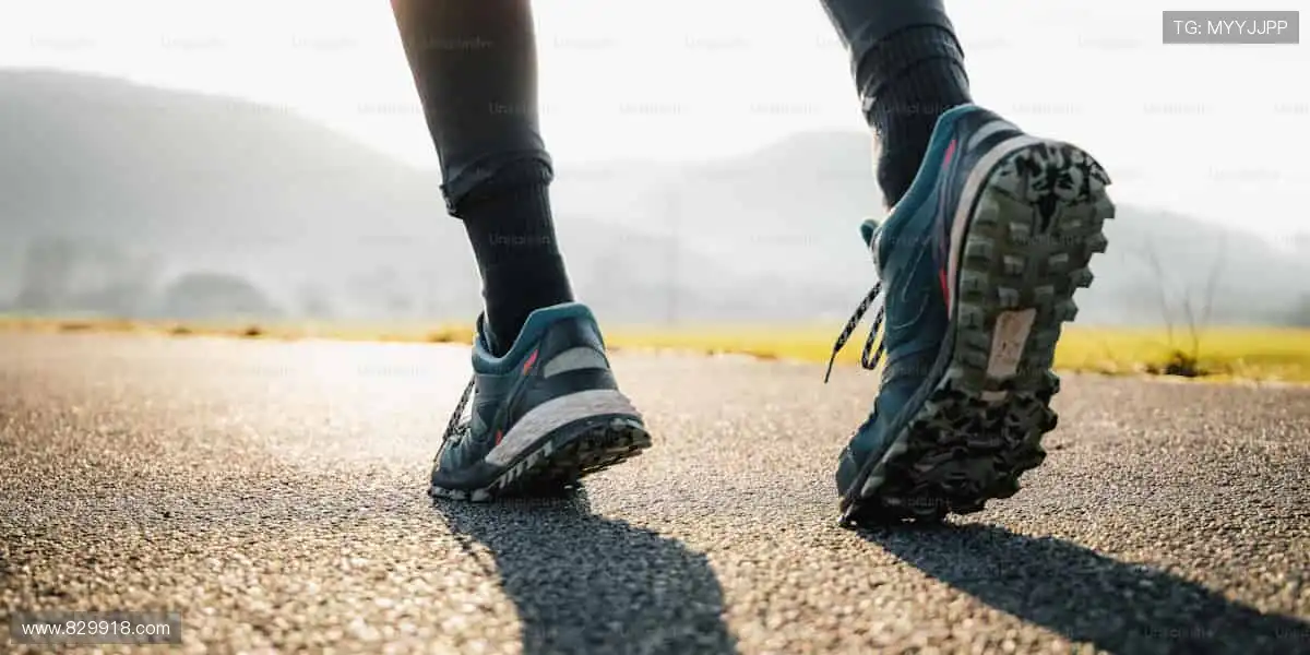 📱弹幕互动，一起狂欢！🏈 体育直播，让孤单不复存在！